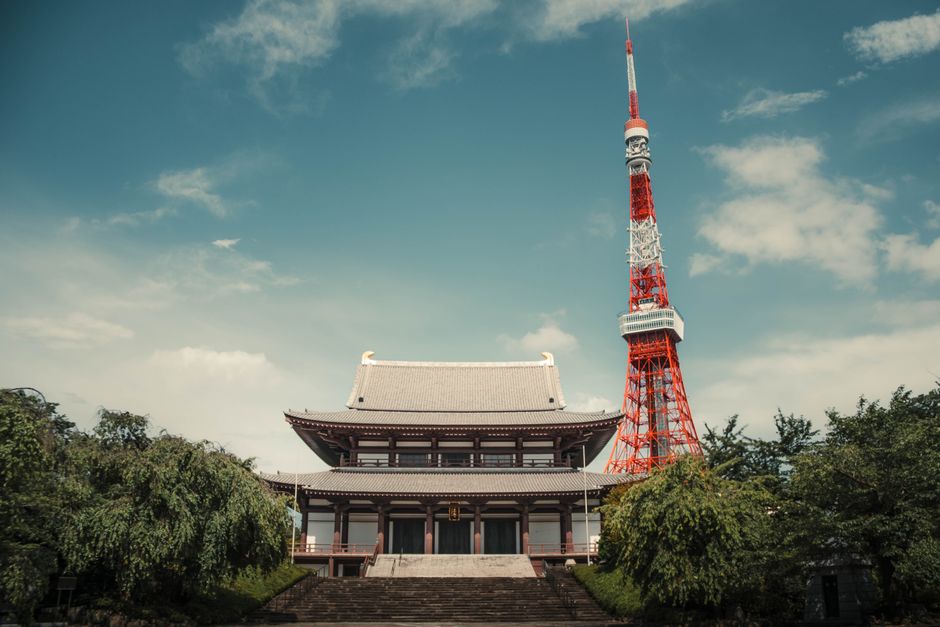 観光密度（B）