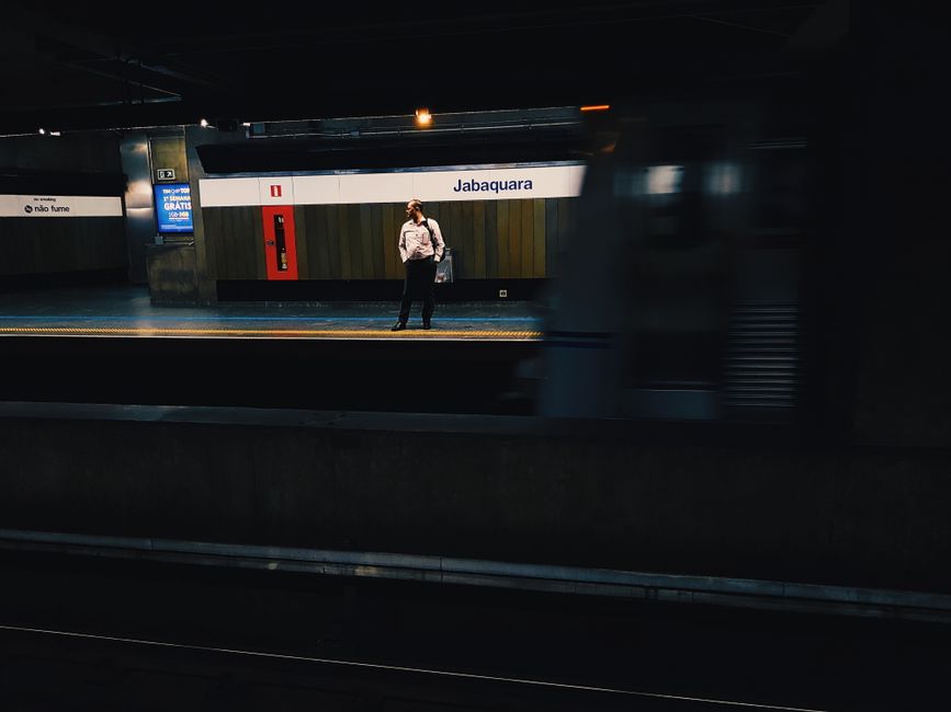 移動（A）